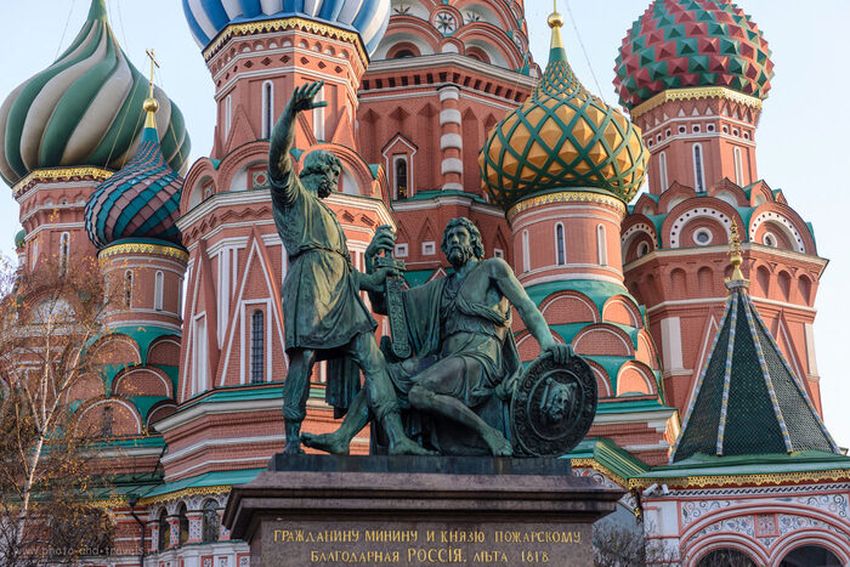 Москва памятник минину и пожарскому Памятник минину и пожарскому