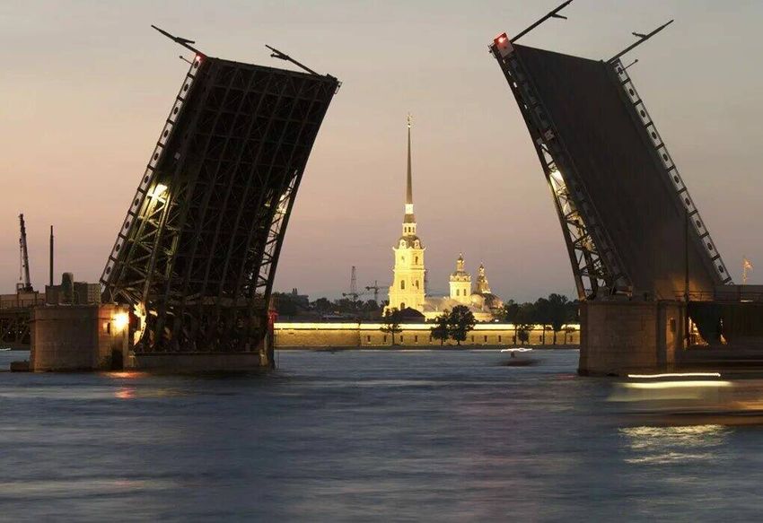 Дворцовый мост в санкт петербурге