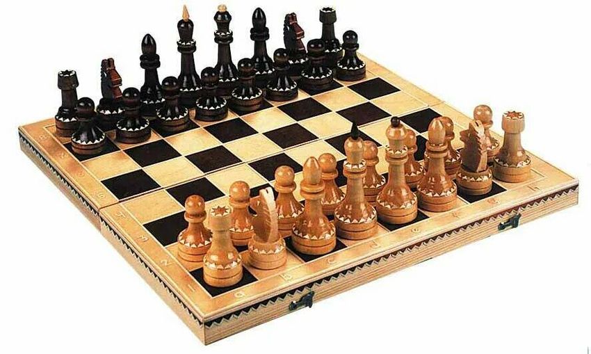 Шахматы гроссмейстерские лакированные