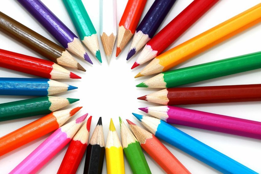 Фон цветные карандаши